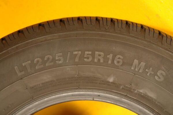 2 used tires LT 225/75/16 HIFLY - Image 7