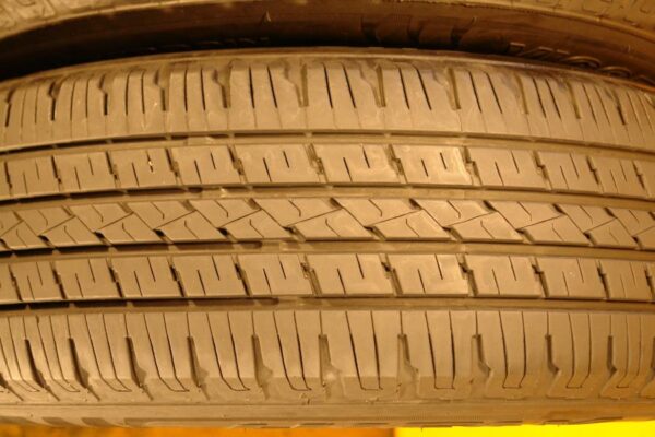 2 used tires LT 225/75/16 HIFLY - Image 4