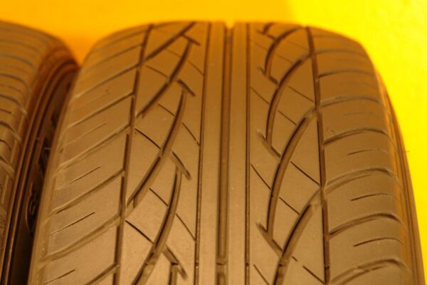 2 used tires 225/60/17 DORAL - Image 3