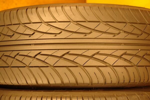 2 used tires 225/60/17 DORAL - Image 4