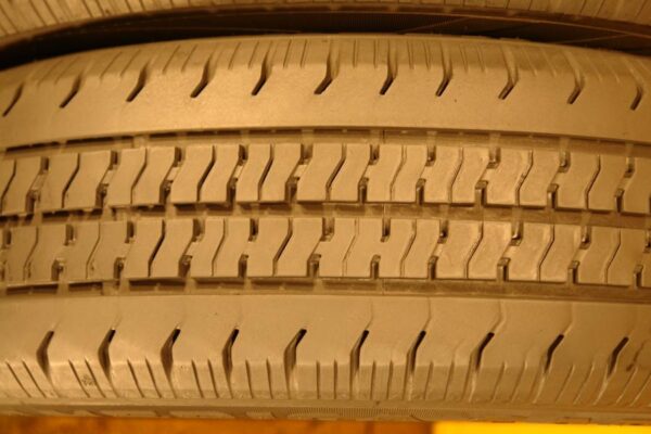 2 used tires 185/60/15 AMERICA CARGO - Image 4