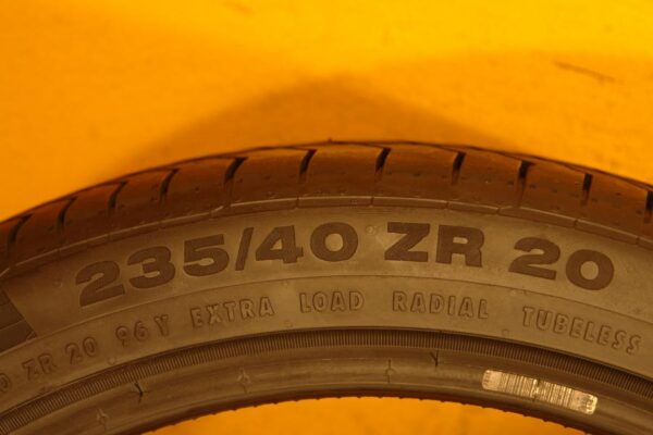 2 used tires 235/40/20 CONTINENTAL - Image 7