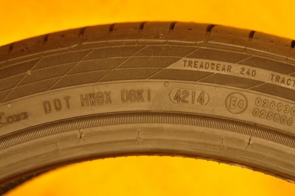 2 used tires 235/40/20 CONTINENTAL - Image 8