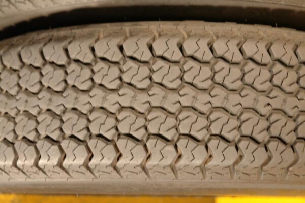 4 used tires ST 175/80/13 LOAD STAR - Image 4