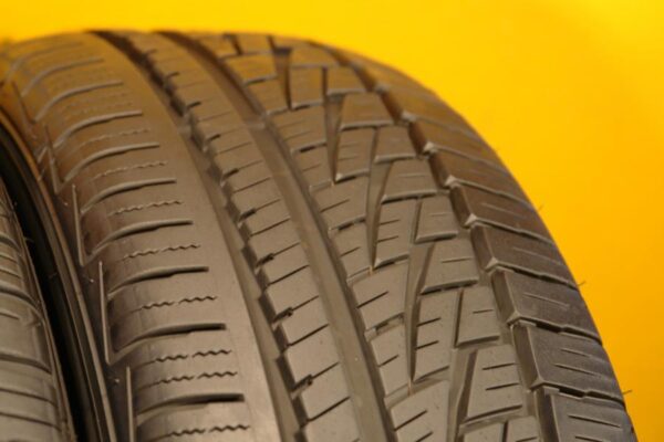 2 used tires 215/60/16 FALKEN - Image 5