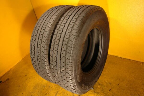 2 used tires ST 235/80/16 MASTERTRACK - Image 2