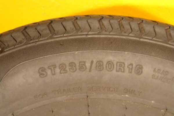 2 used tires ST 235/80/16 MASTERTRACK - Image 7