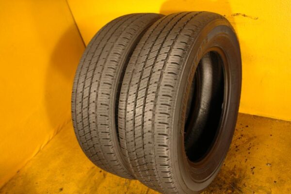 2 used tires 205/65/16 BRIDGESTONE - Image 2