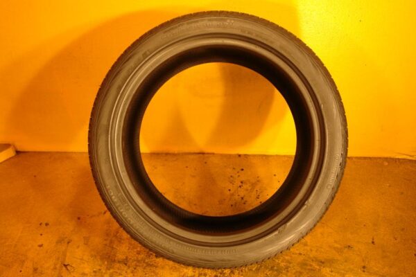 2 used tires 265/35/18 CONTINENTAL - Image 6