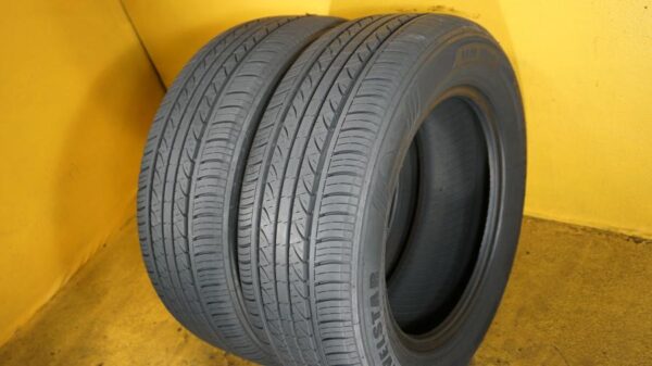 2 used tires 215/60/16 TRAVELSTAR - Image 2