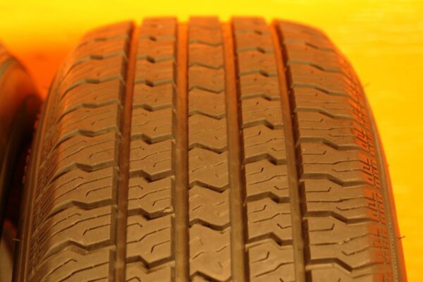 2 used tires 235/70/15 TACOMA - Image 5