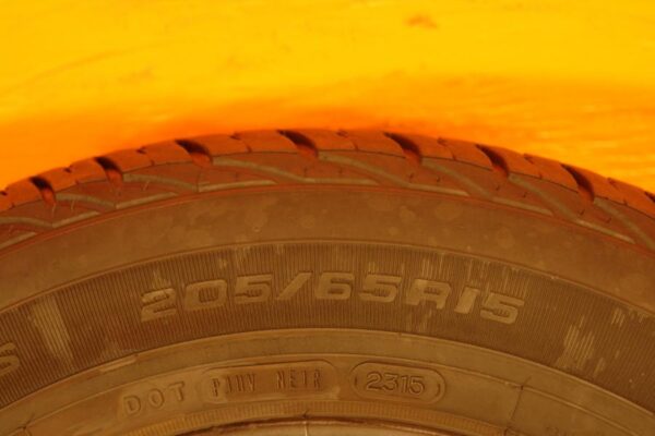 2 used tires 205/65/15 DOUGLAS - Image 7