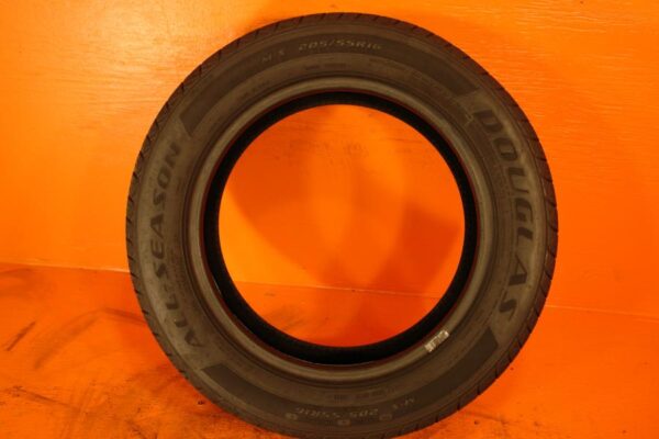 2 used tires 205/55/16 DOUGLAS - Image 6