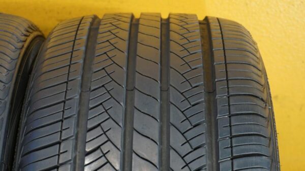 2 used tires 245/45/18 WESTLAKE - Image 5