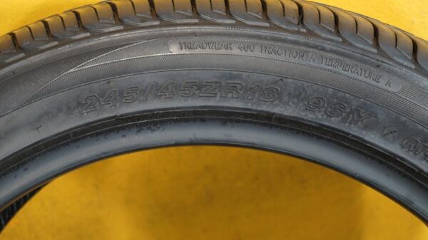 2 used tires 245/45/18 WESTLAKE - Image 7