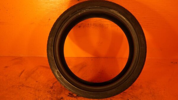 2 used tires 215/40/18 BRIDGESTONE - Image 6