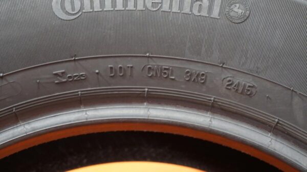 2 used tires 225/65/17 CONTINENTAL - Image 8