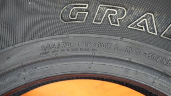 2 used tires 245/70/16 GENERAL - Image 7