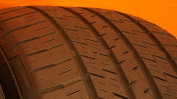 2 used tires 235/50/19 CONTINENTAL - Image 5