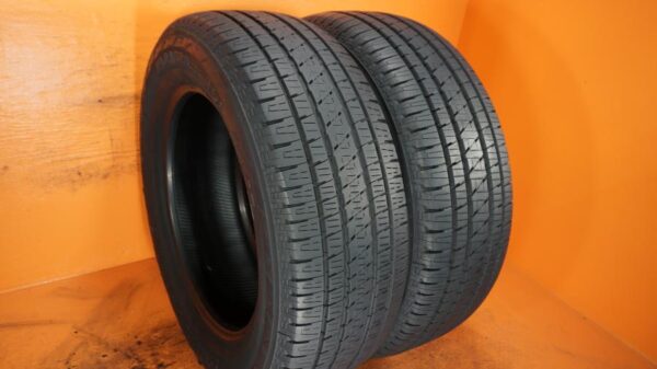 2 used tires 275/60/20 BRIDGESTONE - Image 2