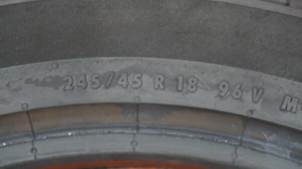 2 used tires 245/45/18 CONTINENTAL - Image 7