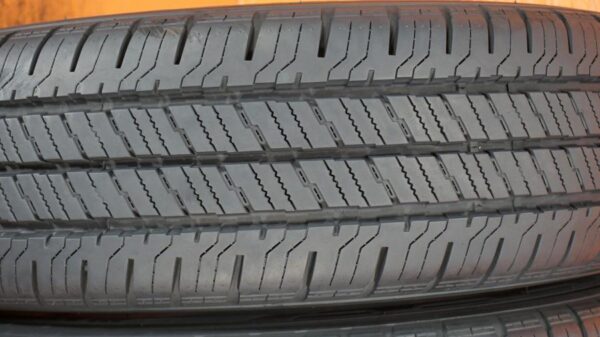 2 used tires LT 195/75/16 HANKOOK - Image 4