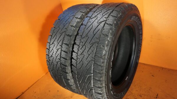 2 used tires LT 275/65/20 BRIDGESTONE - Image 2