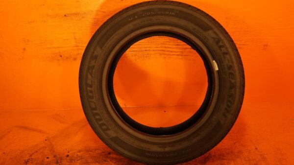 2 used tires 205/55/16 DOUGLAS - Image 7