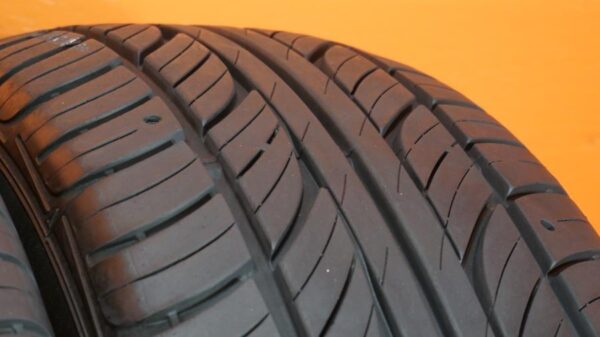 2 used tires 225/60/16 FALKEN - Image 5