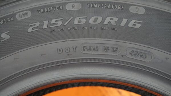 4 used tires 215/60/16 DOUGLAS - Image 7