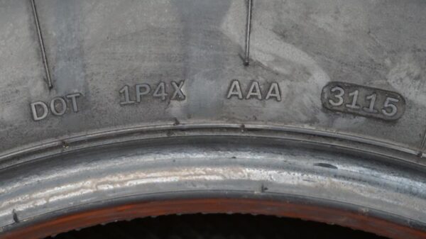 2 used tires 275/65/17 APLUS - Image 7