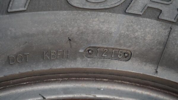 2 used tires 275/55/20 MAXTREK - Image 8