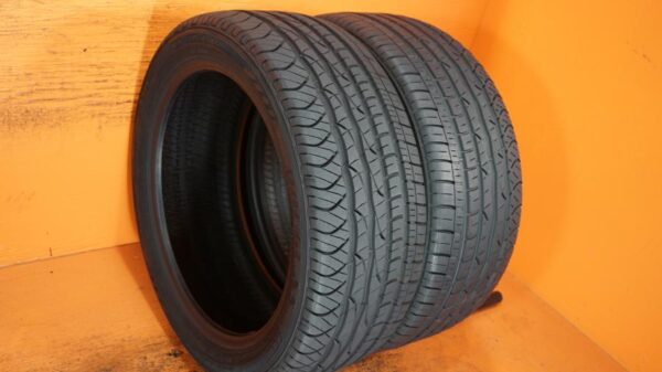 2 used tires 215/45/17 DOUGLAS - Image 2