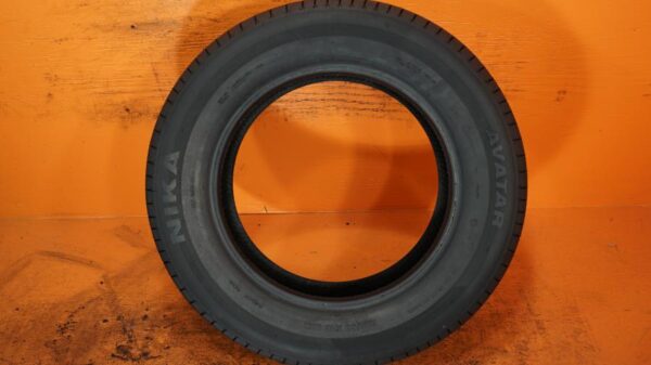 4 like new tires 225/60/16 NIKA - Image 7