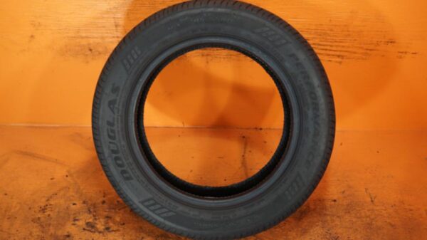 2 used tires 205/55/16 DOUGLAS - Image 6