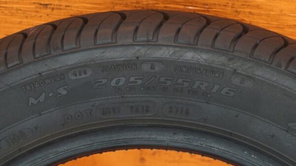 2 used tires 205/55/16 DOUGLAS - Image 7