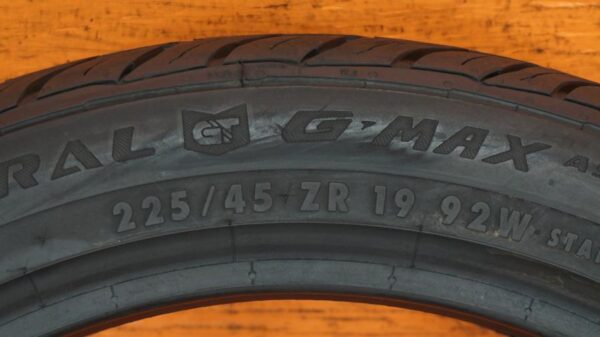 2 used tires 225/45/19 GENERAL - Image 7