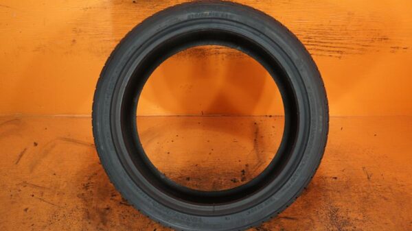 2 used tires 275/35/19 BRIDGESTONE - Image 6