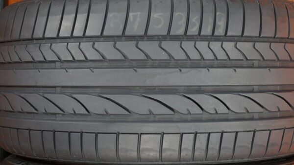 2 used tires 275/35/19 BRIDGESTONE - Image 4