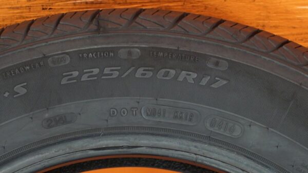 2 used tires 225/60/17 DOUGLAS - Image 7