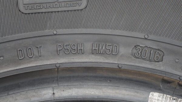 2 used tires 245/70/16 GENERAL - Image 8