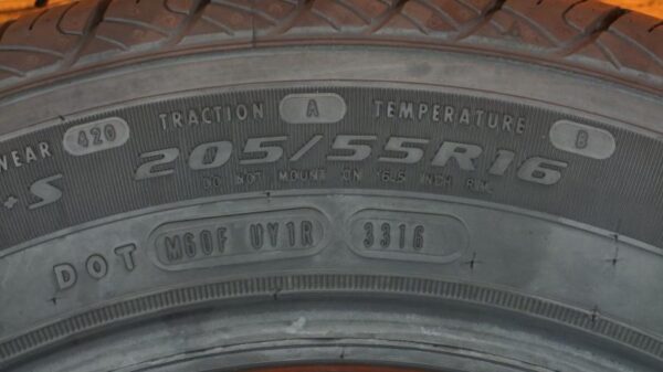 2 used tires 205/55/16 DOUGLAS - Image 7