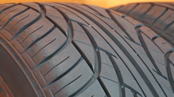 2 used tires 215/60/16 ASPEN - Image 3