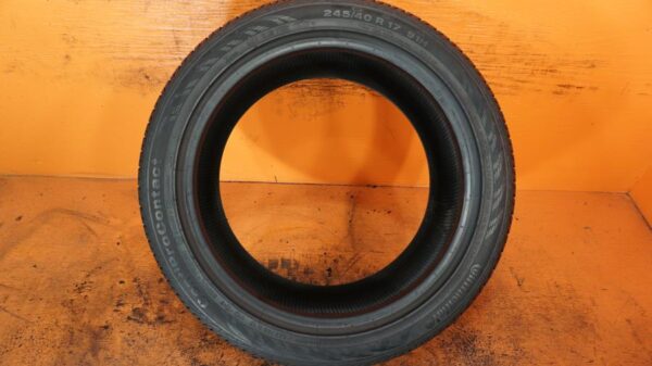 2 used tires 245/40/17 CONTINENTAL - Image 6