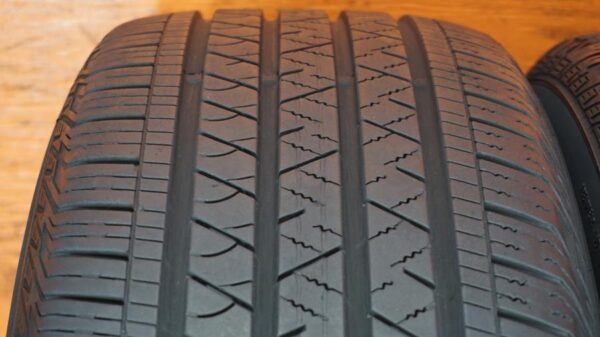 2 used tires 245/50/20 CONTINENTAL - Image 5