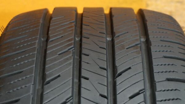 2 used tires 225/60/16 FALKEN - Image 5