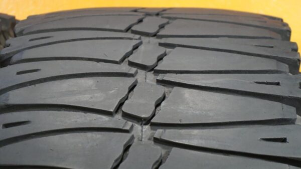 2 used tires LT 33/12.50/17 INTERCO - Image 5