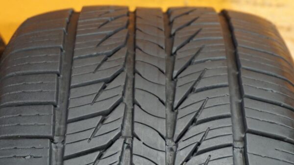 2 used tires 225/60/16 GENERAL - Image 5