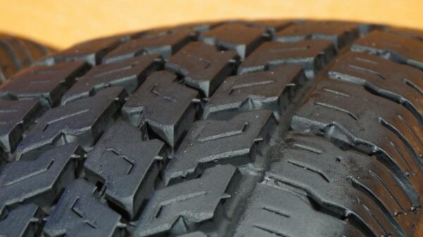 4 used tires 215/75/15 COKER - Image 3