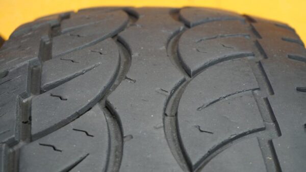 2 used tires LT 31/10.50/15 WILD TRAIL - Image 5